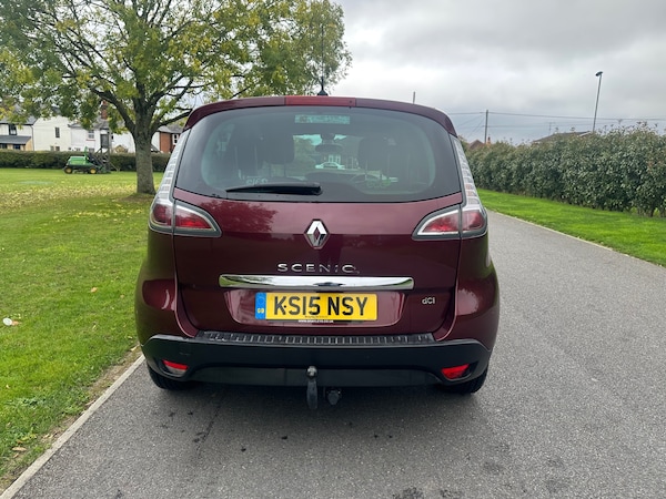 Used Renault Scenic 2015 for sale - 76296574: Photo 5