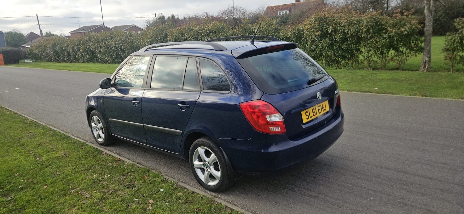 Used Skoda Fabia 2011 for sale - 77075334: Photo 4