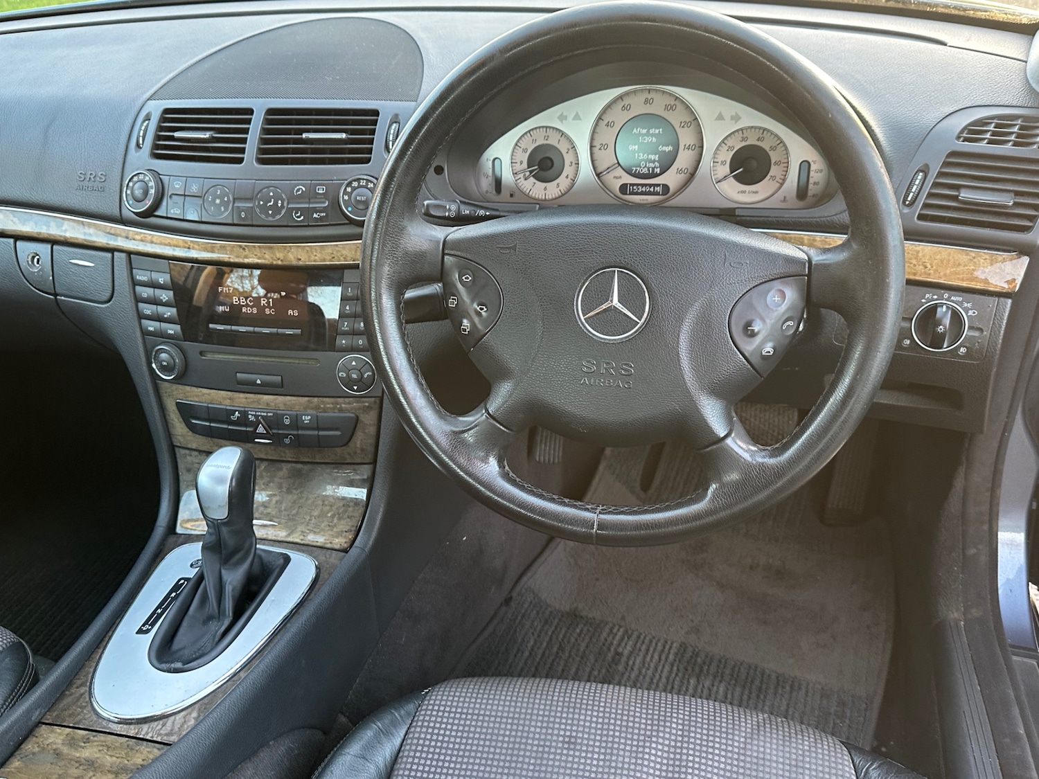 Used Mercedes-Benz E Class 2004 for sale - 76702515: Photo 10