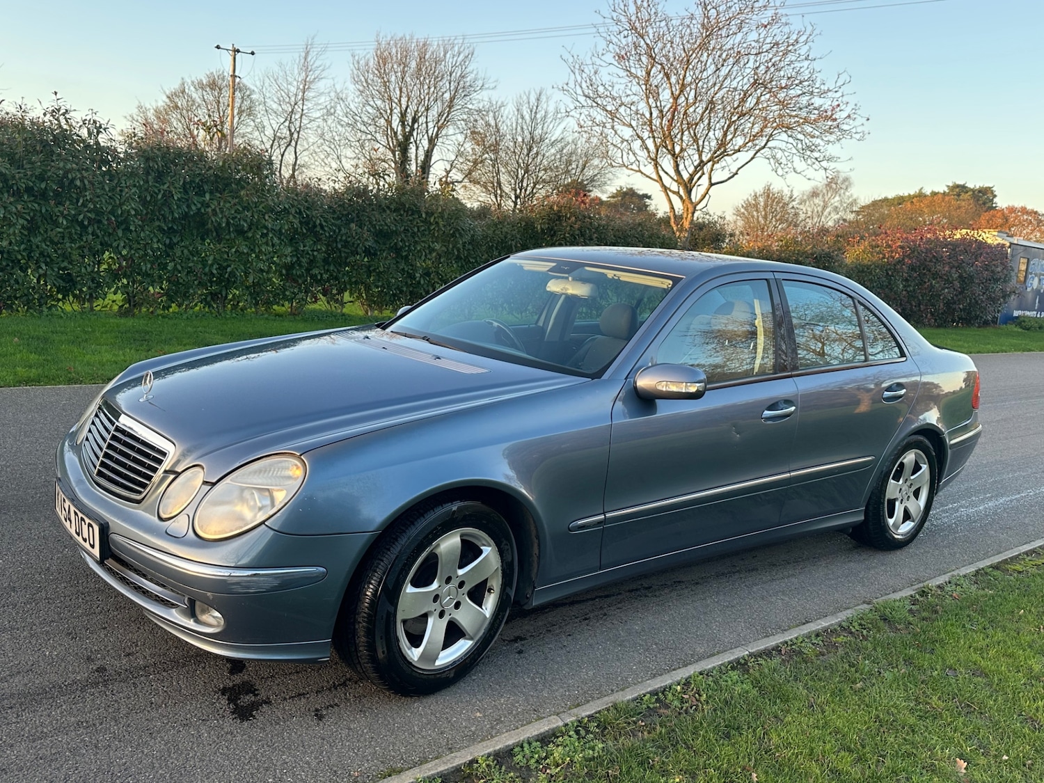 Used Mercedes-Benz E Class 2004 for sale - 76702515: Photo 3