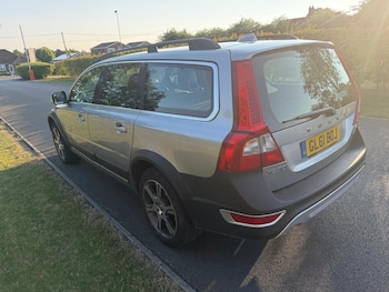 Used Volvo XC70 2011 for sale - 79438653: Photo