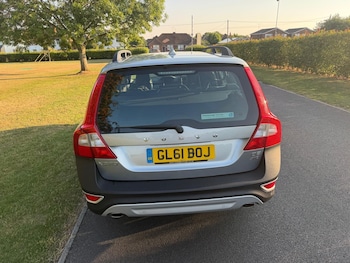 Used Volvo XC70 2011 for sale - 79438653: Photo