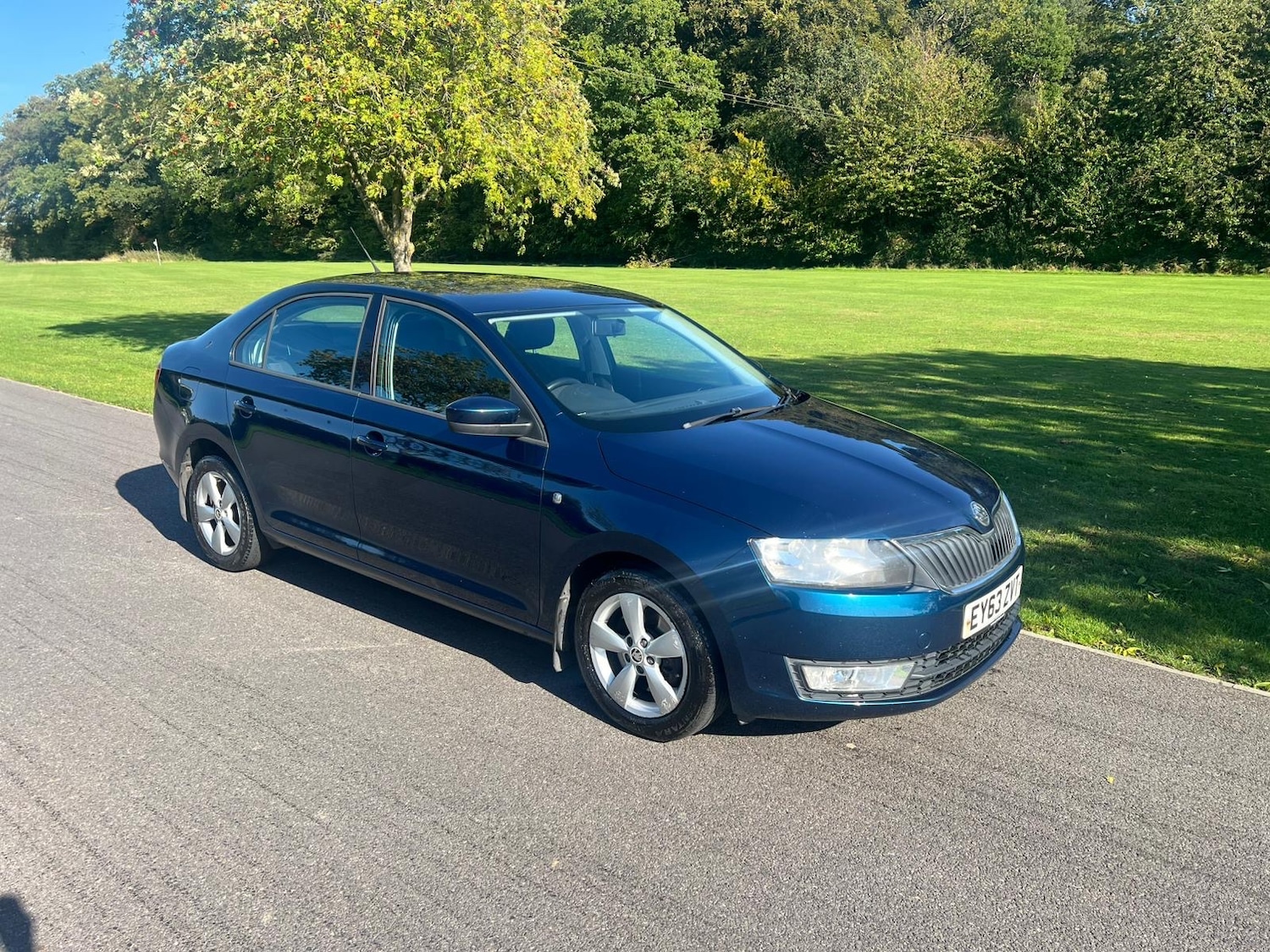 Used Skoda Rapid 2013 for sale - 76109931: Photo 2