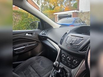 Used Ford Kuga 2014 for sale - 76461122: Photo