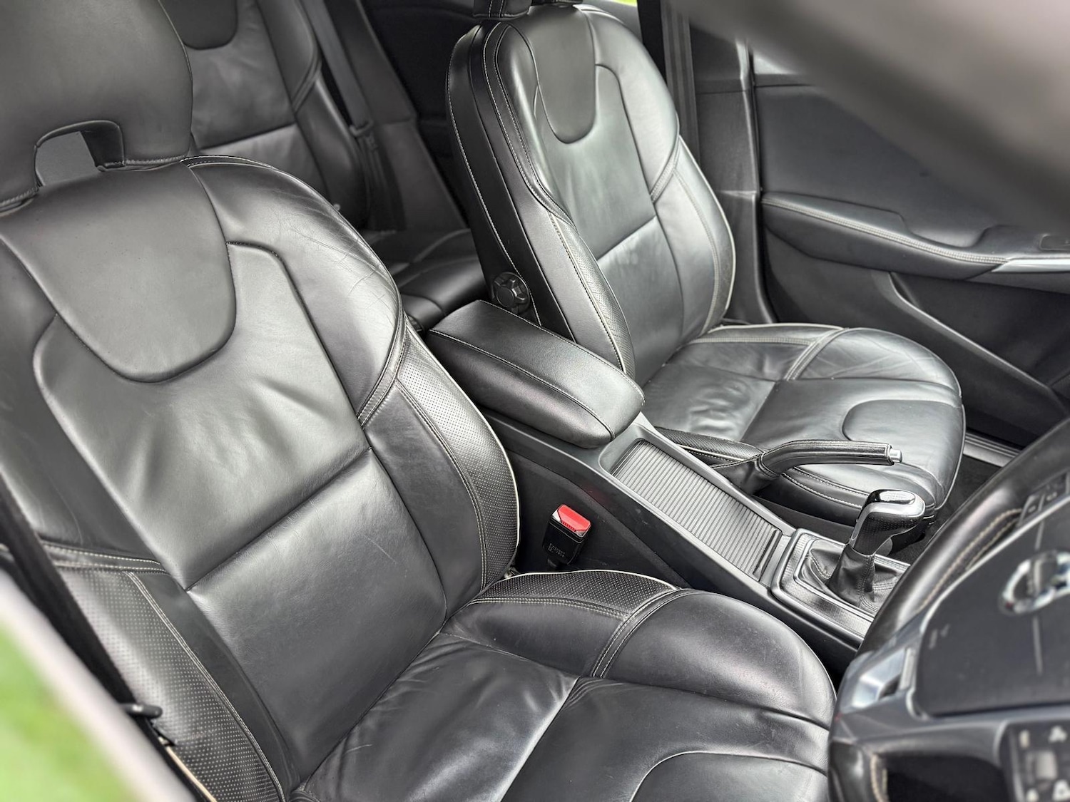 Used Volvo V40 2017 for sale - 77167099: Photo 10