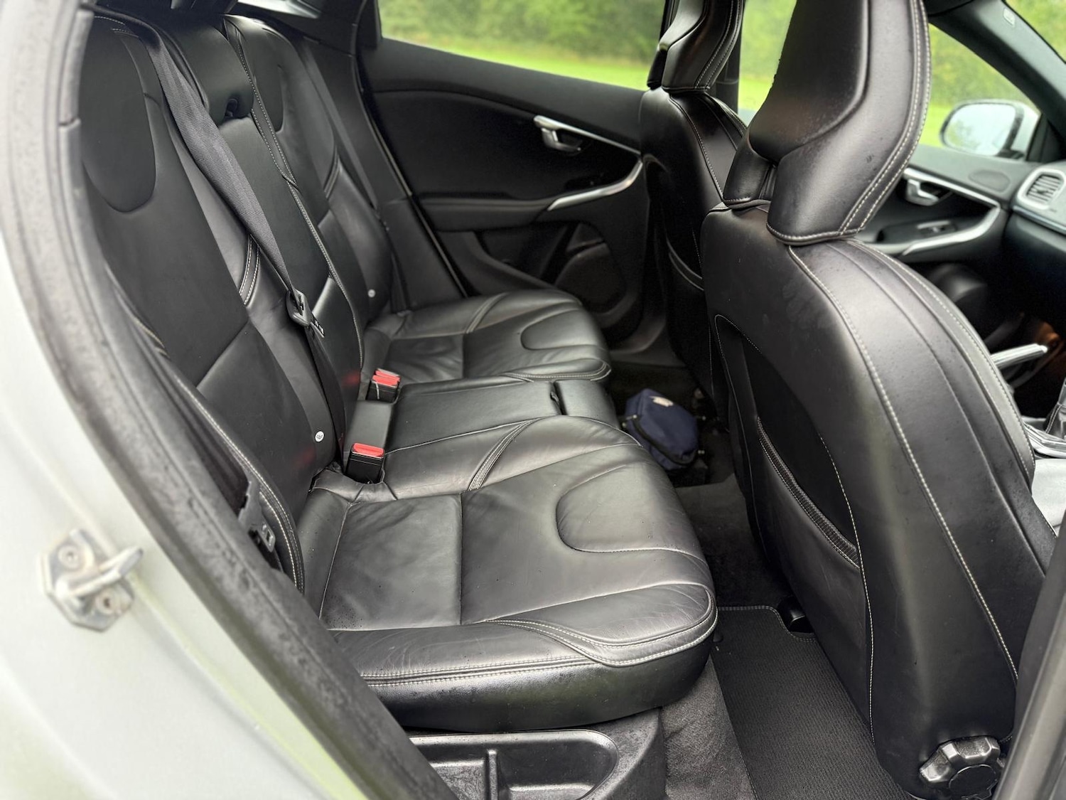 Used Volvo V40 2017 for sale - 77167099: Photo 11