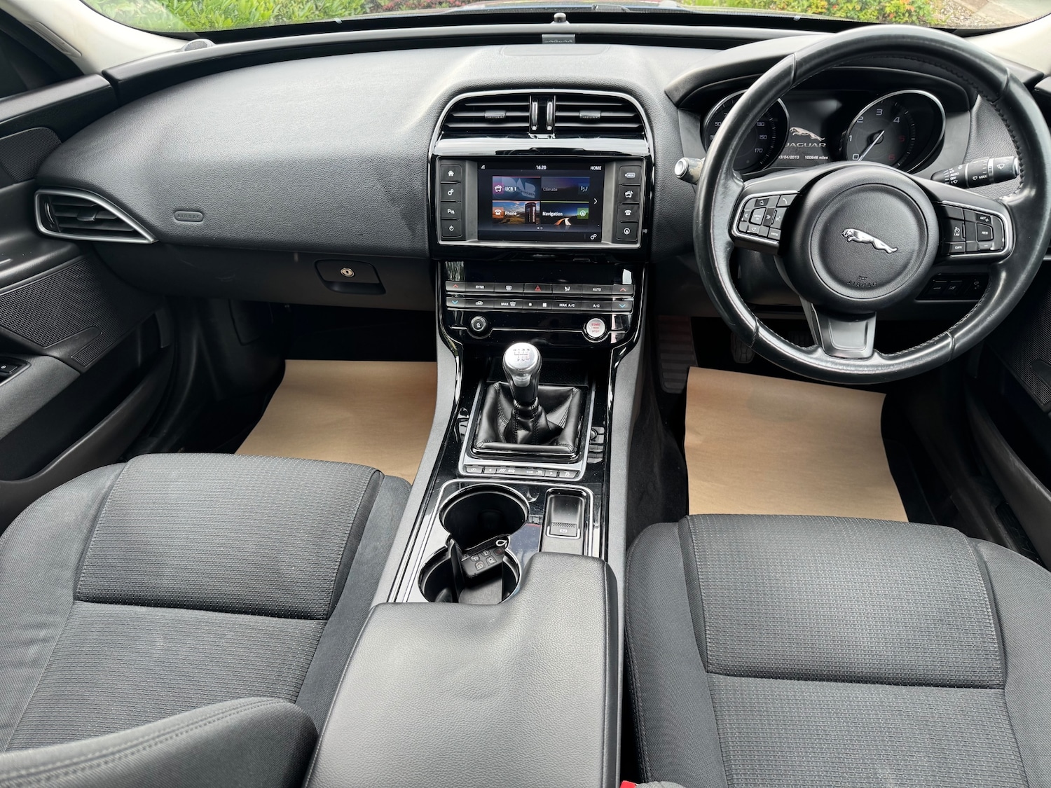 Used Jaguar XE 2015 for sale - 76518269: Photo 13