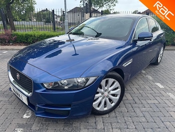 Used Jaguar XE 2015 for sale - 76518269: Photo
