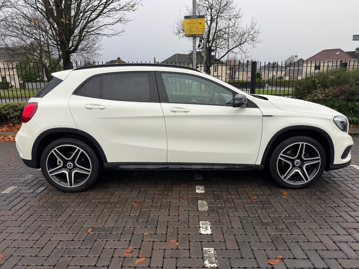 Used Mercedes-Benz GLA 2015 for sale - 76566369: Photo 4