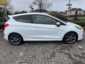 Used Ford Fiesta 2018 for sale - 78038622: Photo