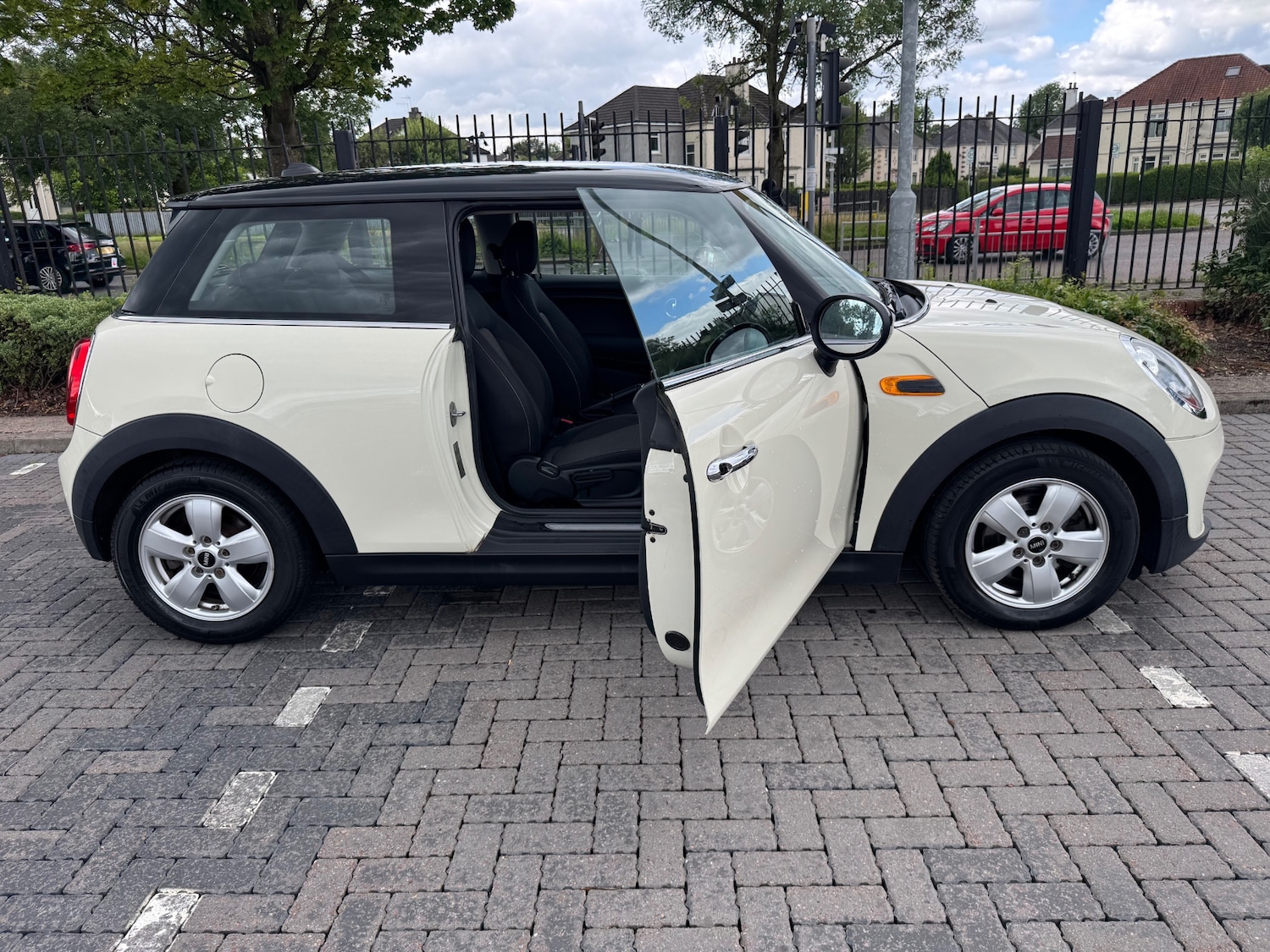Used MINI Hatch 2016 for sale - 76025825: Photo 5