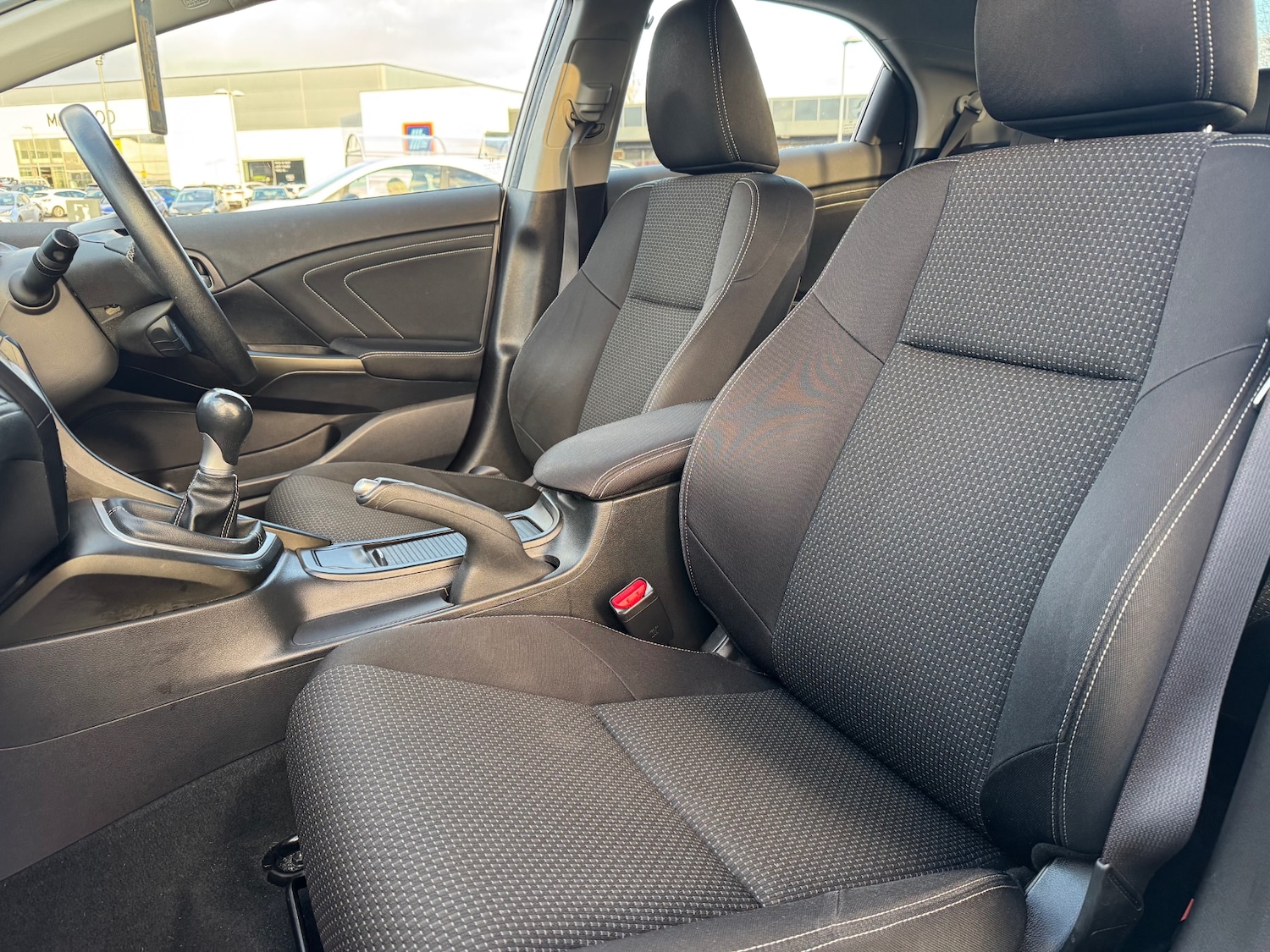 Used Honda Civic 2016 for sale - 76778130: Photo 16