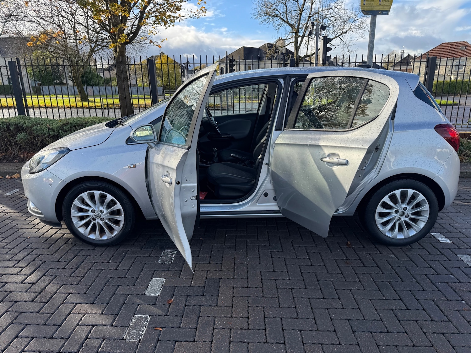 Used Vauxhall Corsa 2015 for sale - 76392198: Photo 6