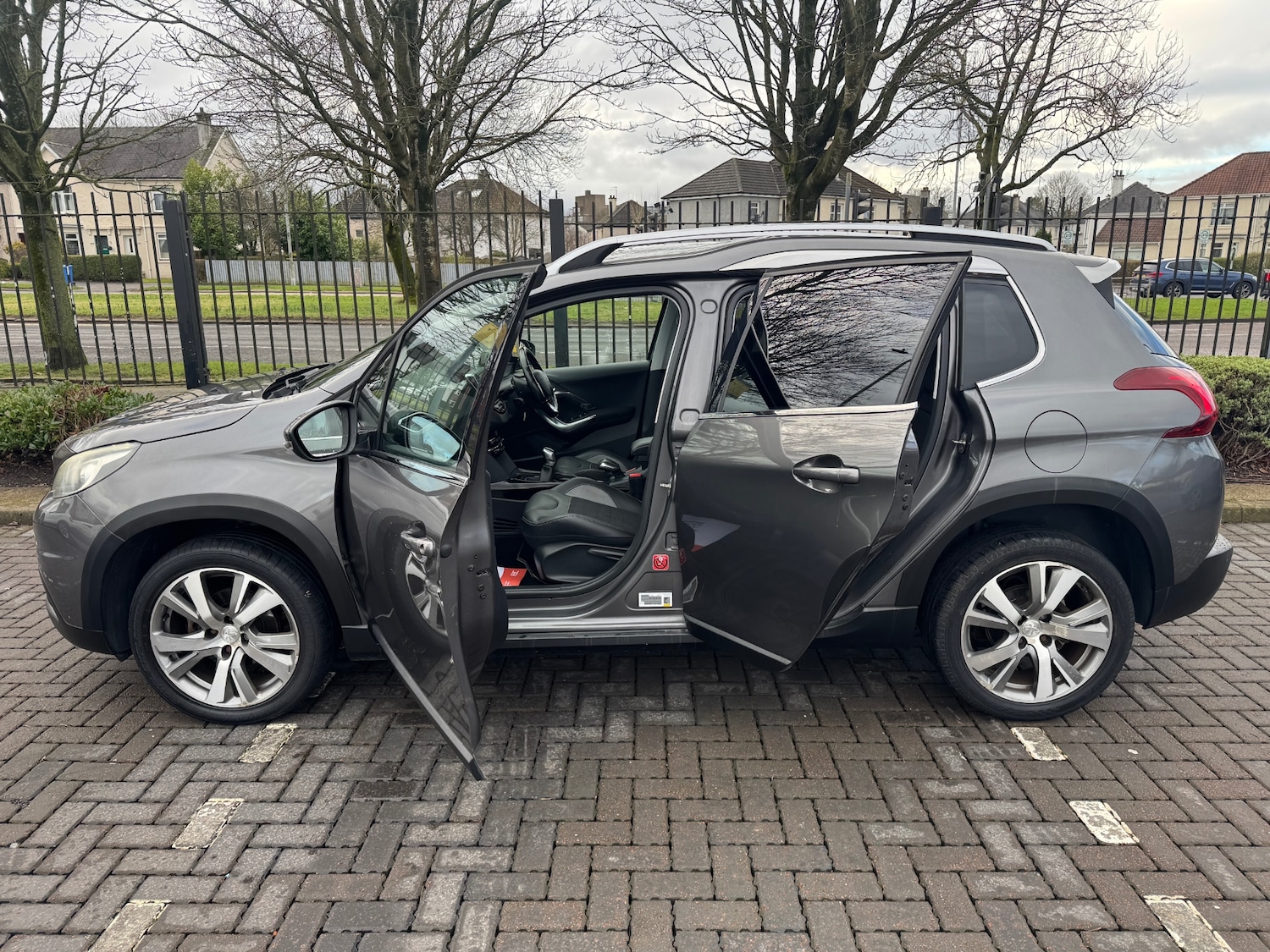 Used Peugeot 2008 2016 for sale - 77519552: Photo 6