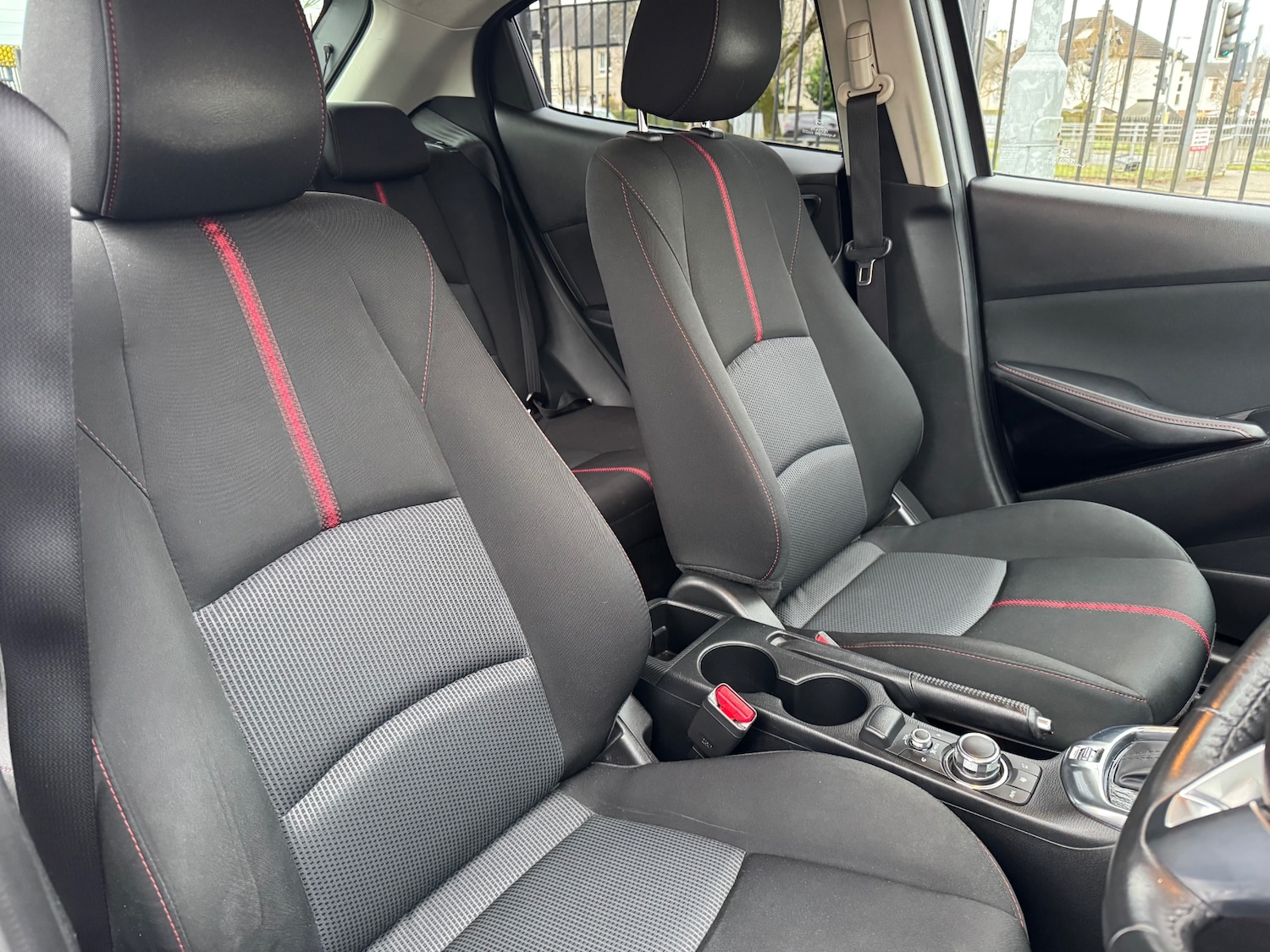 Used Mazda Mazda2 2015 for sale - 77335898: Photo 15