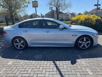 Used Jaguar XE 2015 for sale - 78422270: Photo