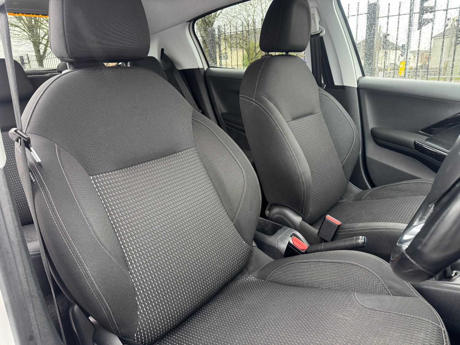 Used Peugeot 208 2017 for sale - 77461653: Photo 14