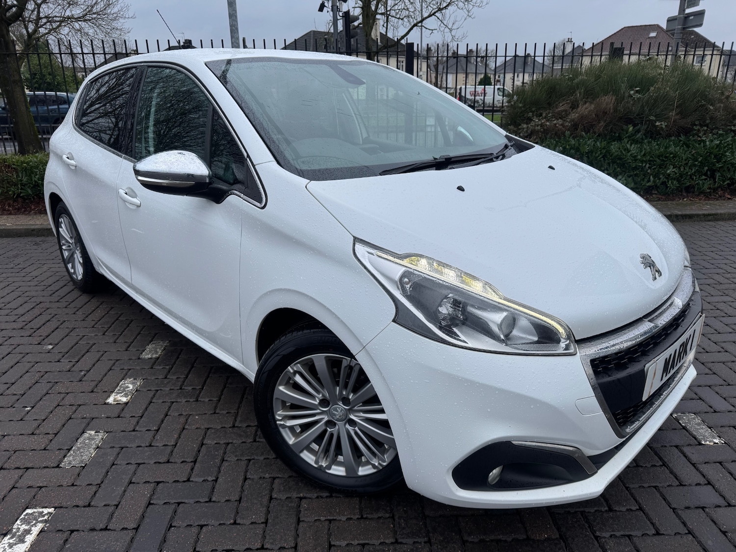 Used Peugeot 208 2017 for sale - 77461653: Photo 3