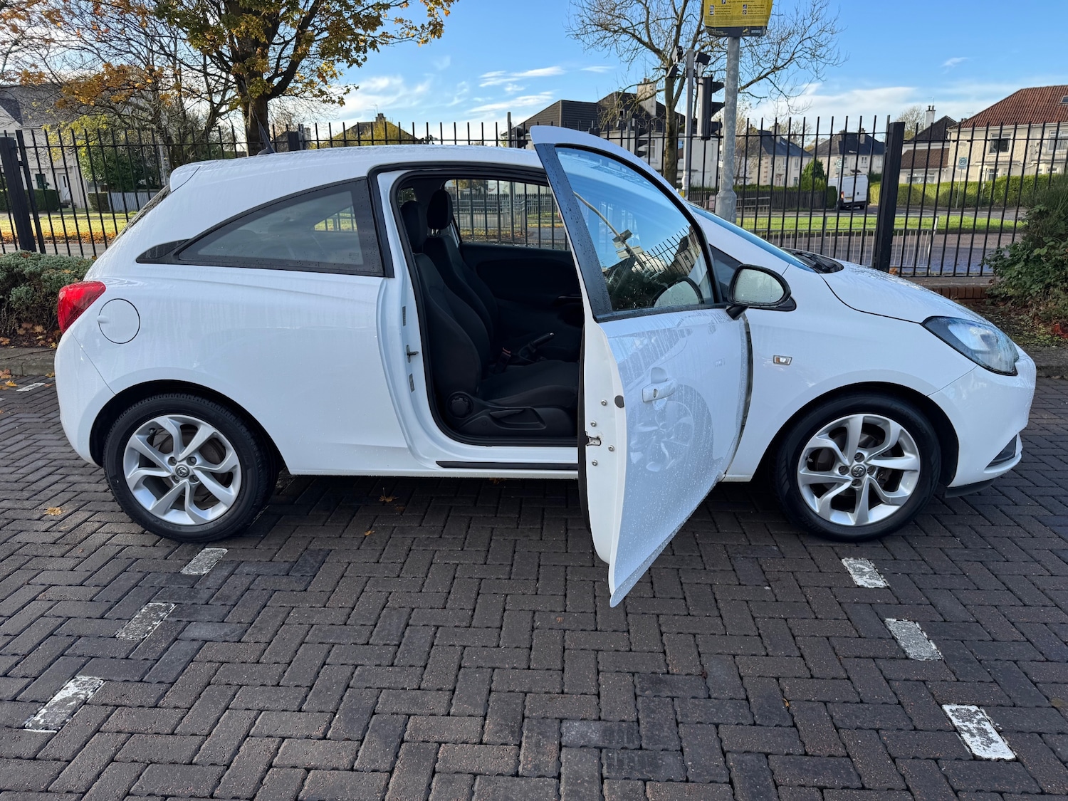 Used Vauxhall Corsa 2015 for sale - 76322077: Photo 5