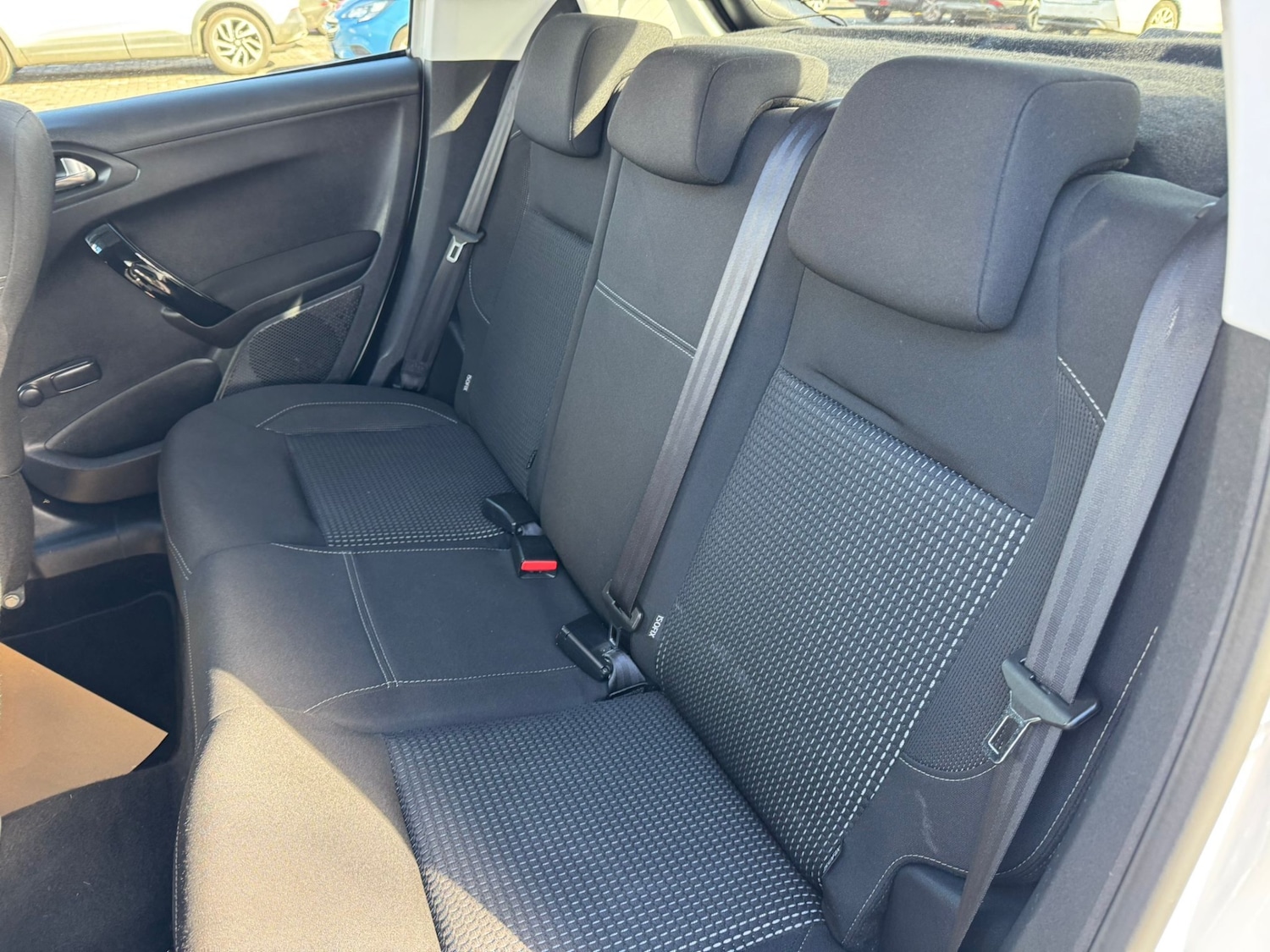 Used Peugeot 208 2016 for sale - 76430623: Photo 17