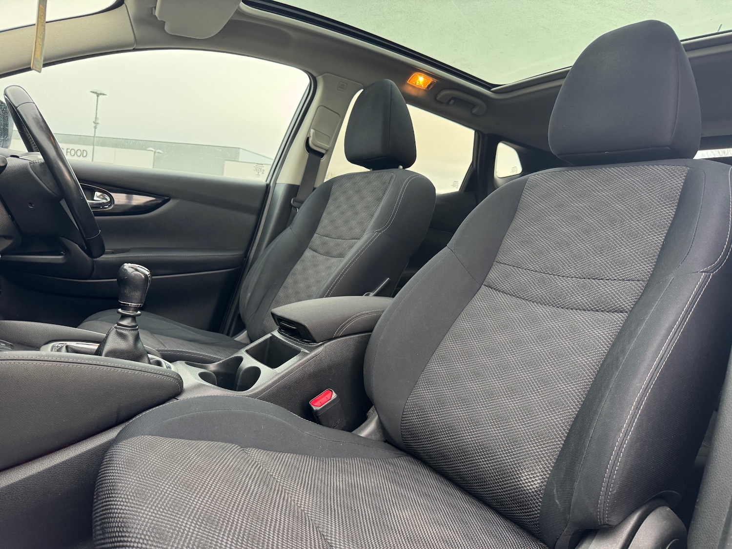 Used Nissan Qashqai 2014 for sale - 76735846: Photo 16