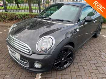 MINI, Coupe 2012 (61) 1.6 COOPER 2d-FINISHED IN WHITE SILVER WITH BLACK HALF LEATHER-BLACK STAR B 2-Door