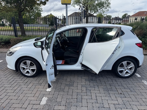 Used Renault Clio 2014 for sale - 76249327: Photo 6