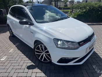 Used Volkswagen Polo 2015 for sale - 79489096: Photo