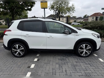 Used Peugeot 2008 2016 for sale - 79282241: Photo