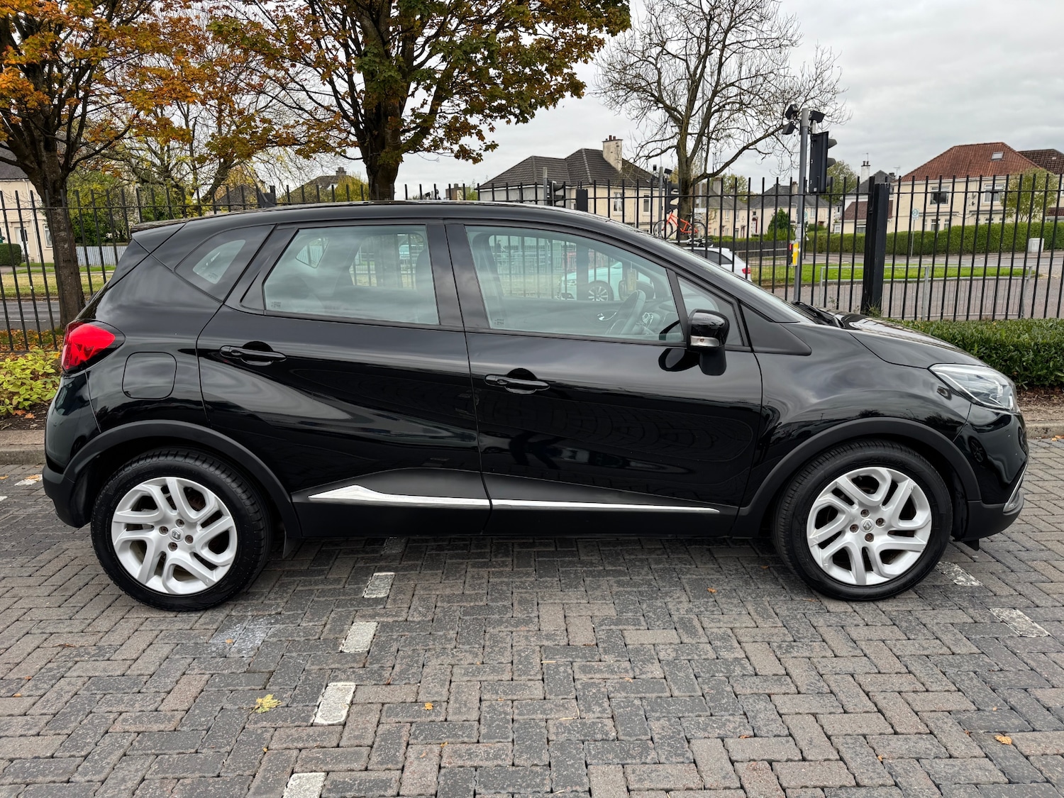 Used Renault Captur 2013 for sale - 76302146: Photo 4