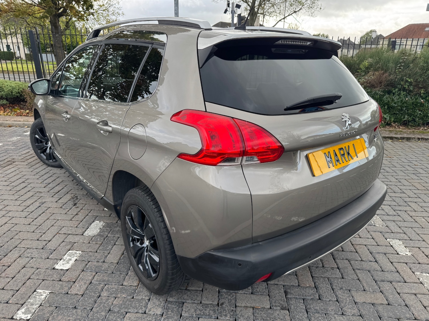 Used Peugeot 2008 2015 for sale - 76220639: Photo 11