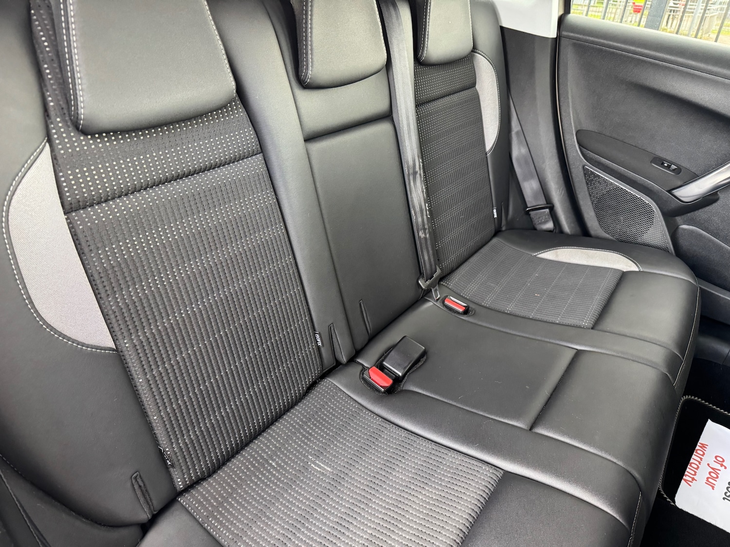 Used Peugeot 2008 2015 for sale - 76220639: Photo 17