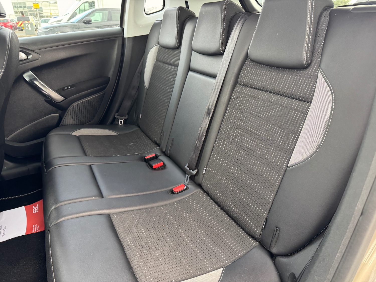 Used Peugeot 2008 2015 for sale - 76220639: Photo 18