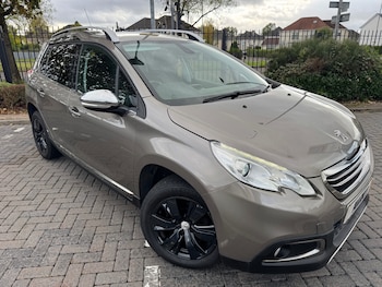 Used Peugeot 2008 2015 for sale - 76220639: Photo 3