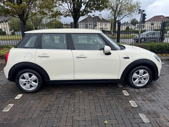 Used MINI Hatch 2015 for sale - 76170857: Photo