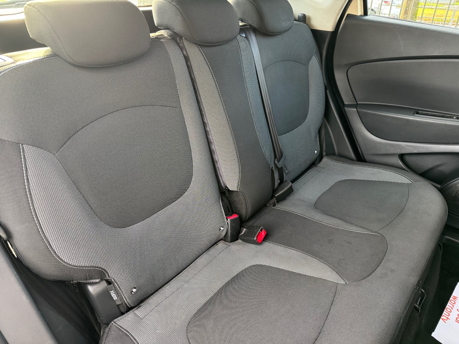 Used Renault Captur 2015 for sale - 76738294: Photo 17