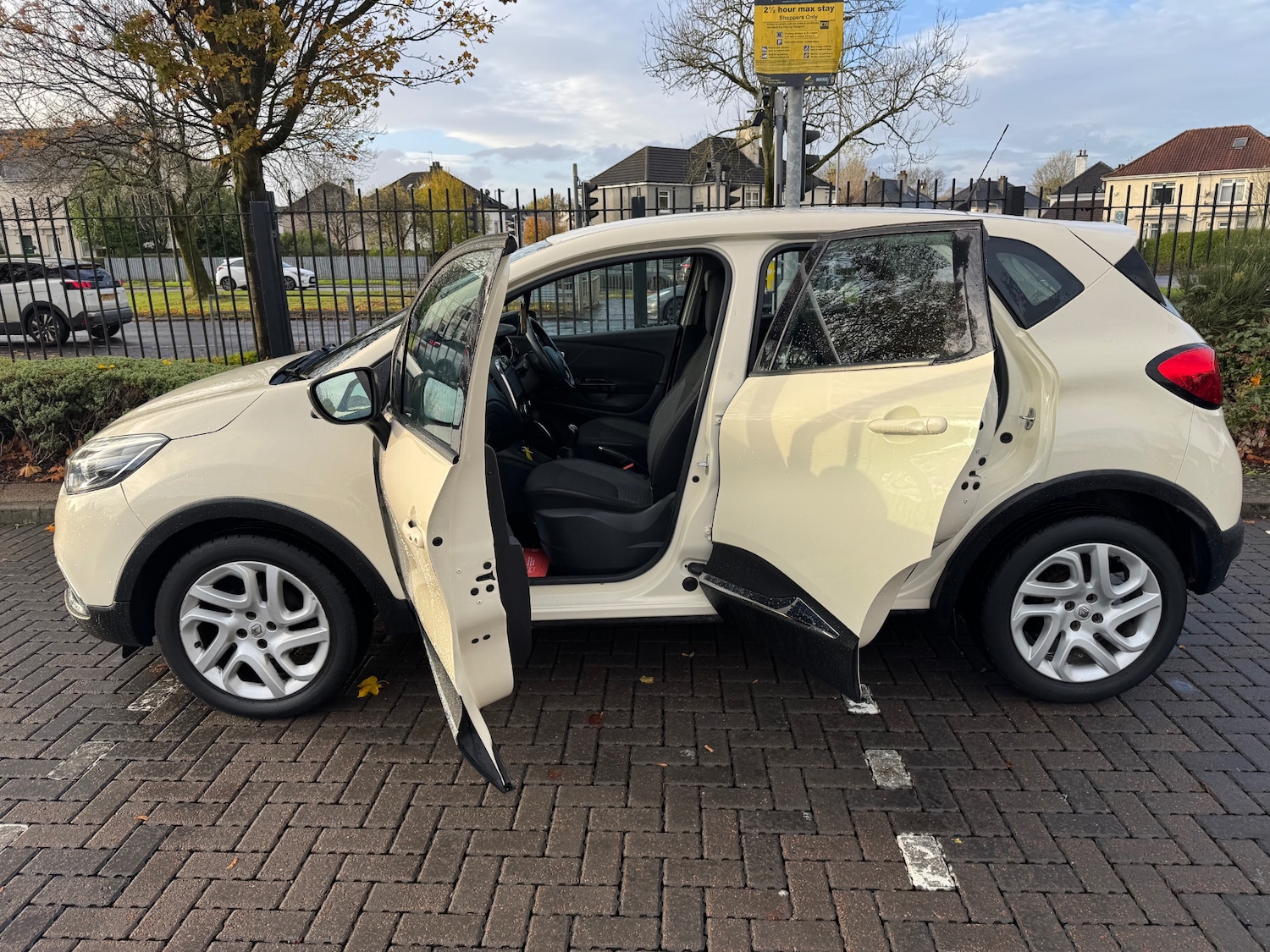 Used Renault Captur 2015 for sale - 76738294: Photo 6