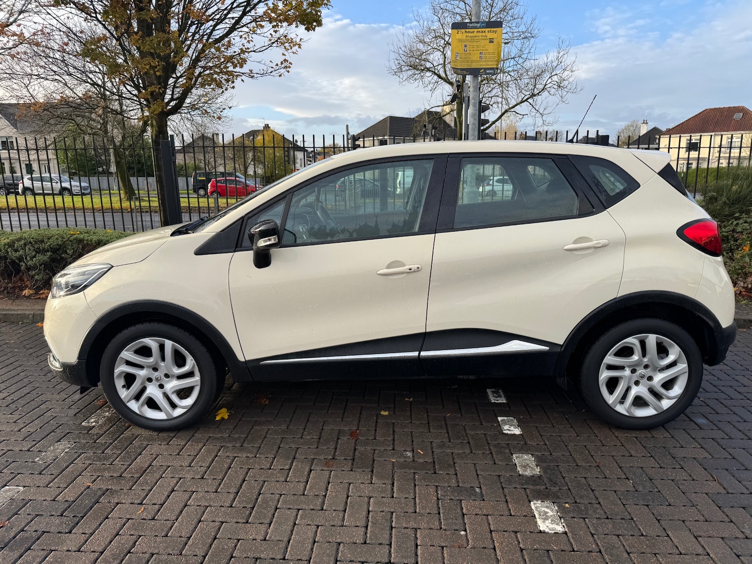 Used Renault Captur 2015 for sale - 76738294: Photo 7