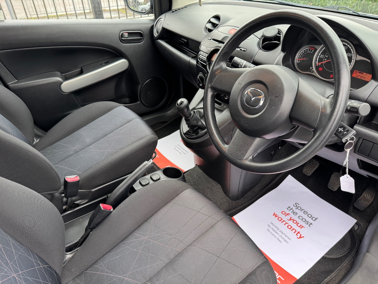 Used Mazda Mazda2 2012 for sale - 77677493: Photo 11