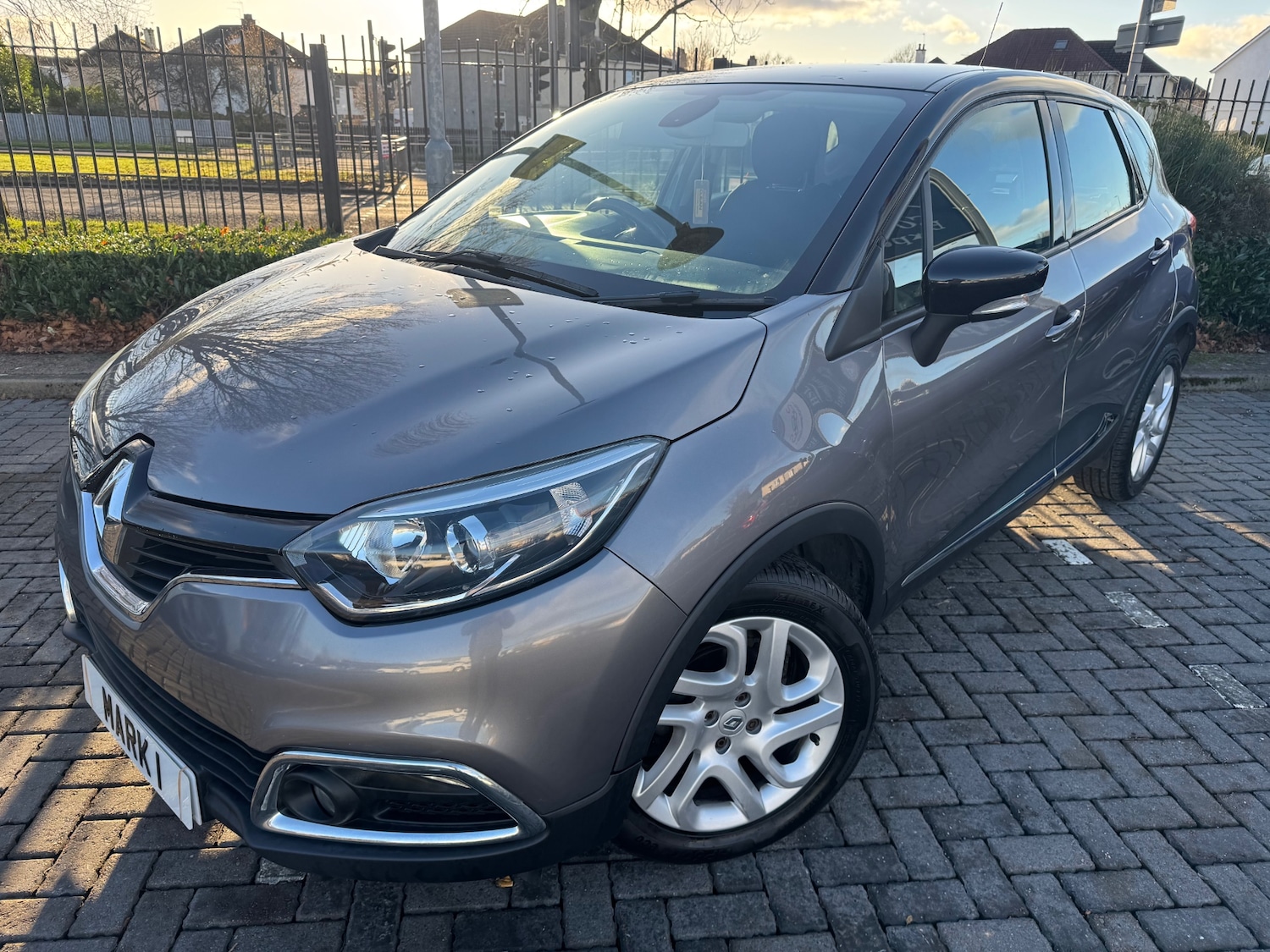 Used Renault Captur 2015 for sale - 76626588: Photo 1