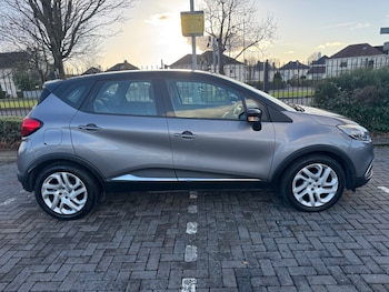 Used Renault Captur 2015 for sale - 76626588: Photo