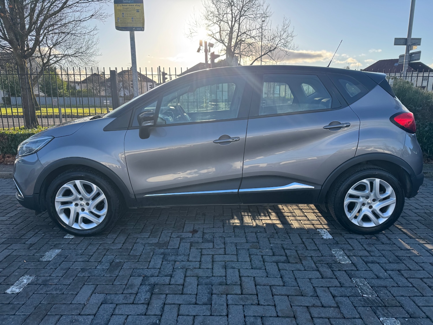 Used Renault Captur 2015 for sale - 76626588: Photo 7