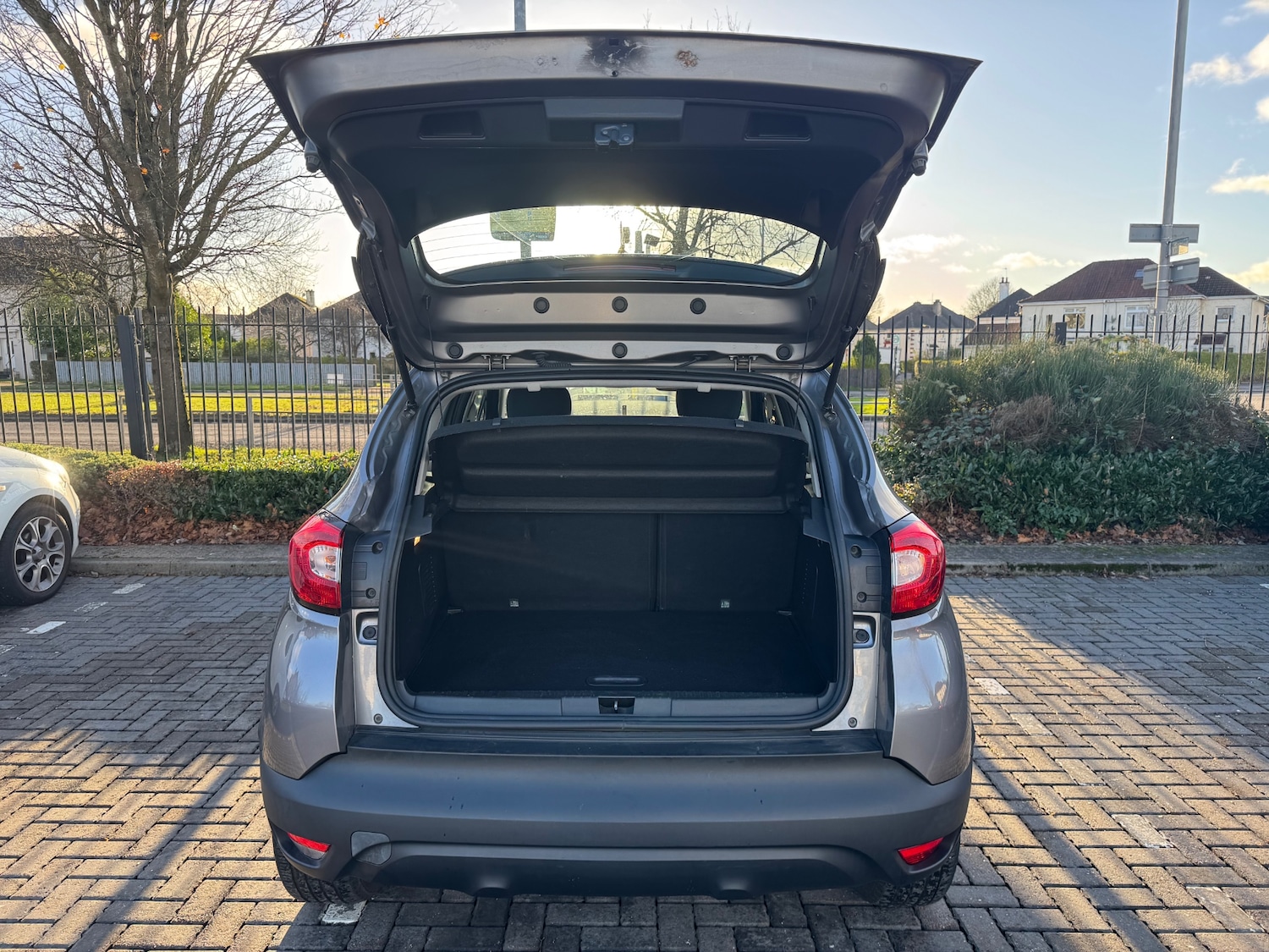 Used Renault Captur 2015 for sale - 76626588: Photo 9