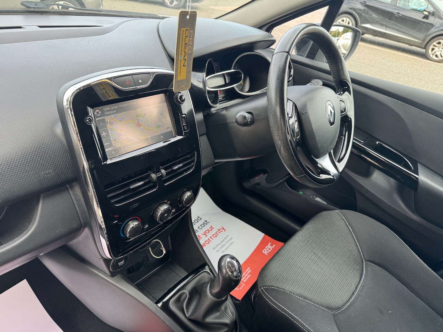 Used Renault Clio 2014 for sale - 76076107: Photo 19