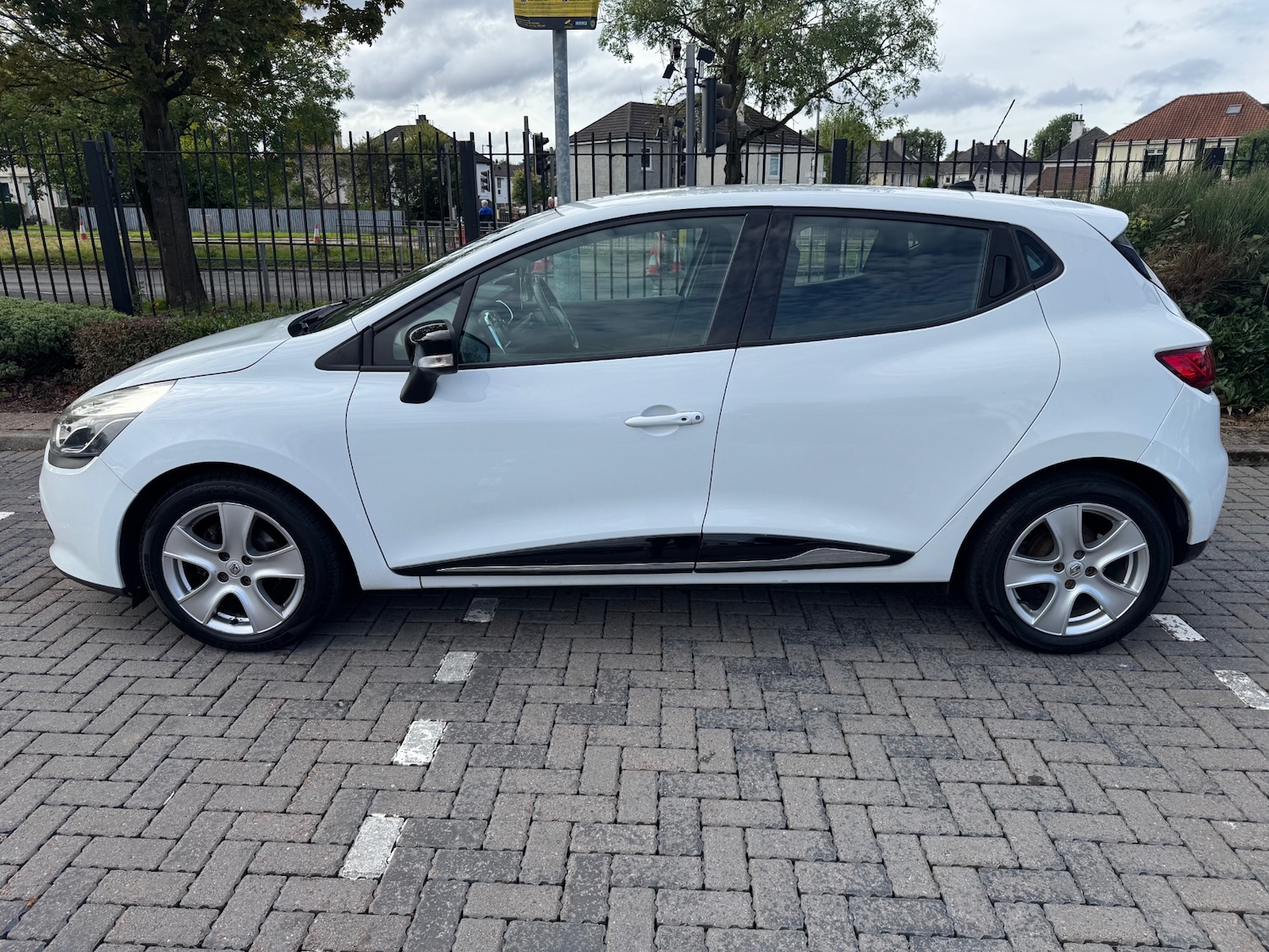 Used Renault Clio 2014 for sale - 76076107: Photo 7