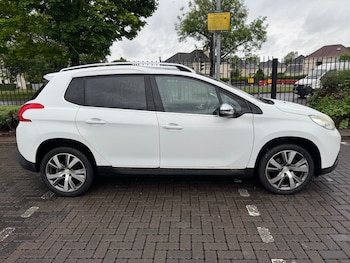 Used Peugeot 2008 2016 for sale - 79535755: Photo