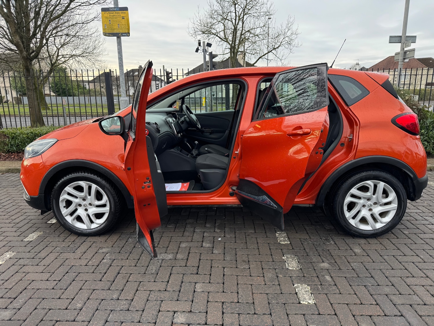Used Renault Captur 2015 for sale - 77403596: Photo 6