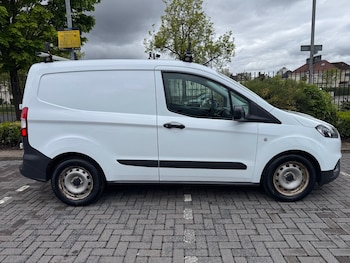 Used Ford Transit Courier 2020 for sale - 78614072: Photo