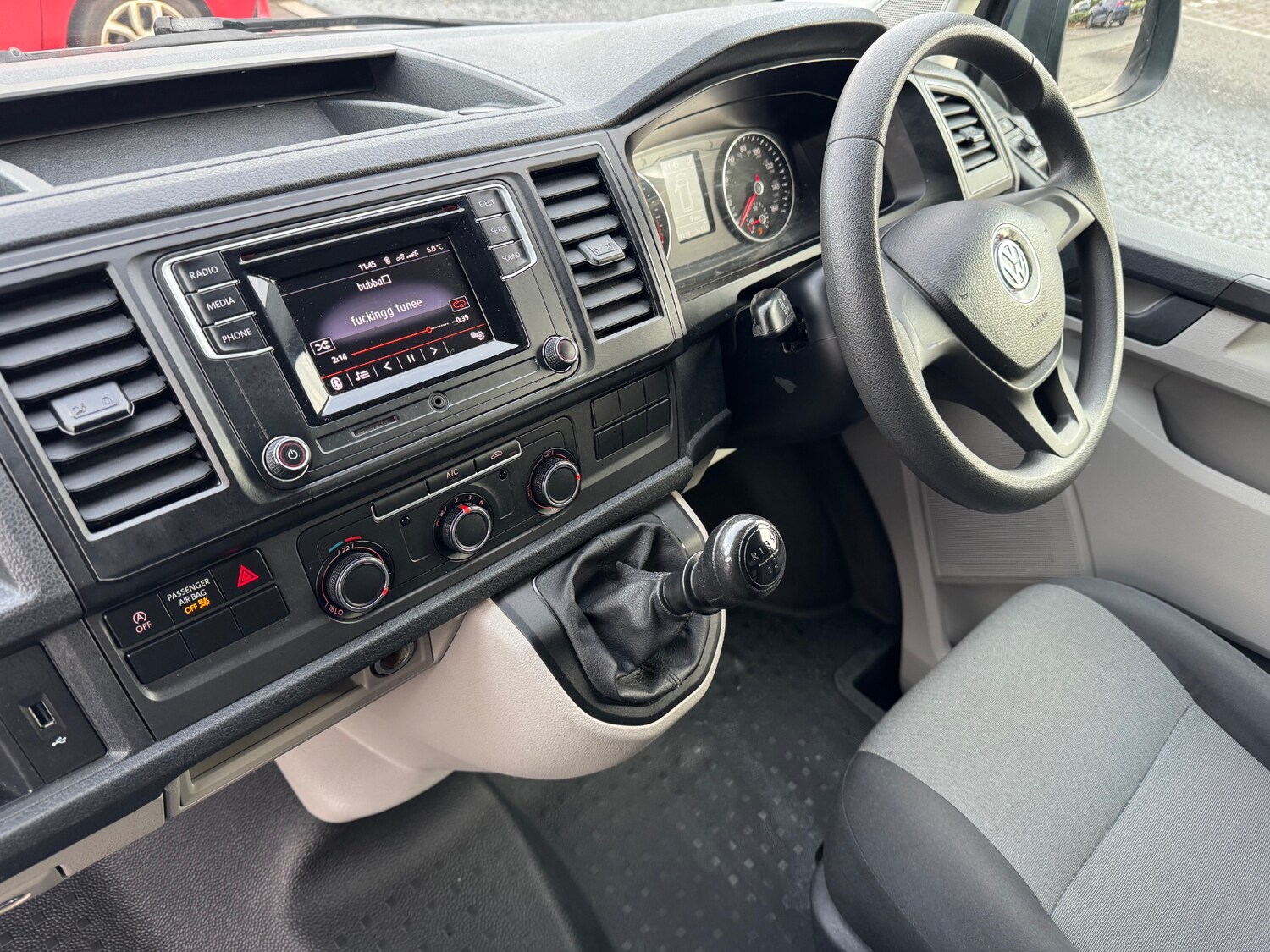 Used Volkswagen Transporter 2018 for sale - 76748465: Photo 17