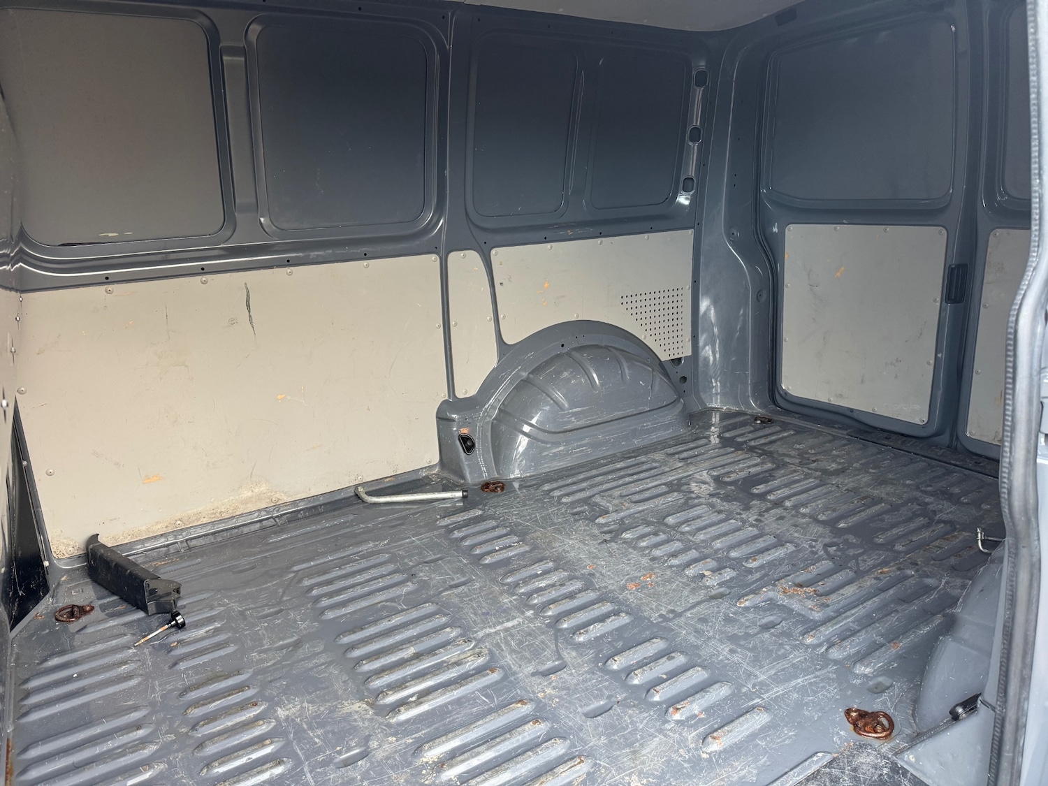 Used Volkswagen Transporter 2018 for sale - 76748465: Photo 18